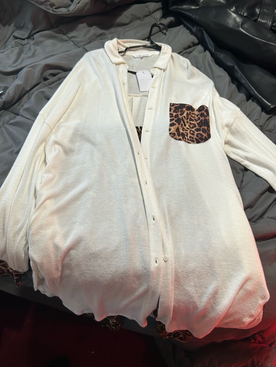 Sweaters - Cozy Cream long Button-Up with Leopard Pocket and matching leggings NWT